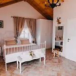 فيلة San Lorenzo By Briskva أوماغ