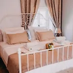 San Lorenzo By Briskva أوماغ